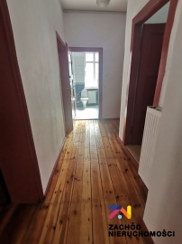 Przestronny Lokal W Centrum Na 1 PiĘtrze.